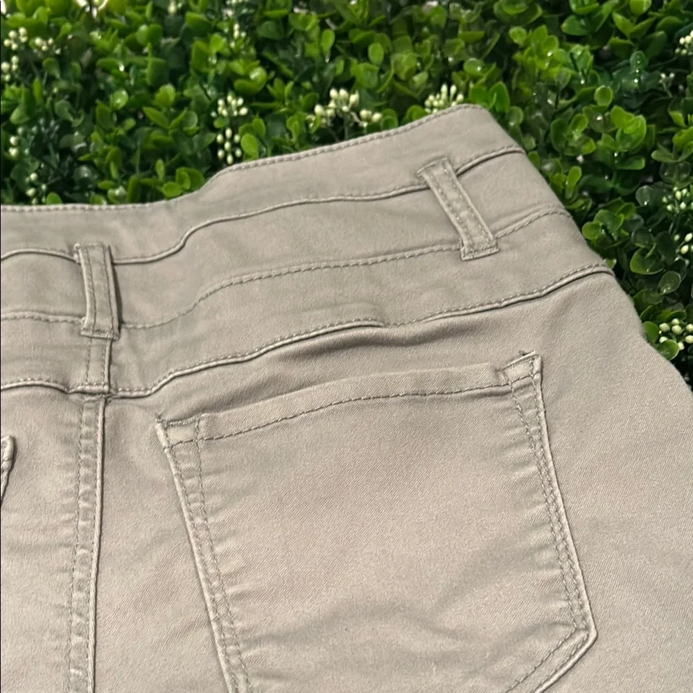 Refuge Gray High Waist Shorts Versatile Style